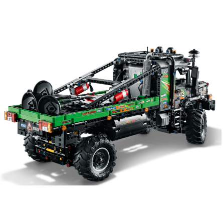 Конструктор Lego Technic Повнопривідна вантажівка для випробувань Mercedes-Benz Zetros фото №3