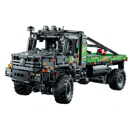 Конструктор Lego Technic Повнопривідна вантажівка для випробувань Mercedes-Benz Zetros фото №2