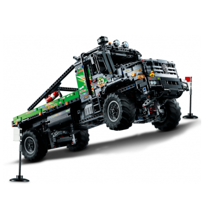 Конструктор Lego Technic Повнопривідна вантажівка для випробувань Mercedes-Benz Zetros фото №8
