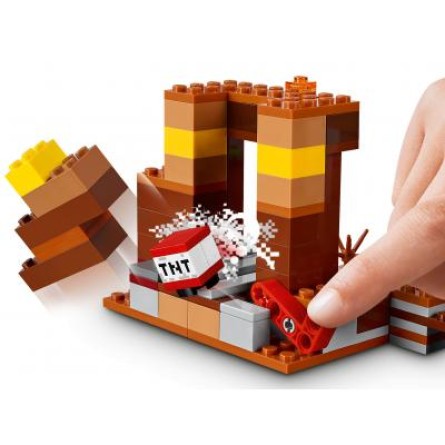 Конструктор Lego Minecraft Торговый пост 201 деталь (21167) фото №7
