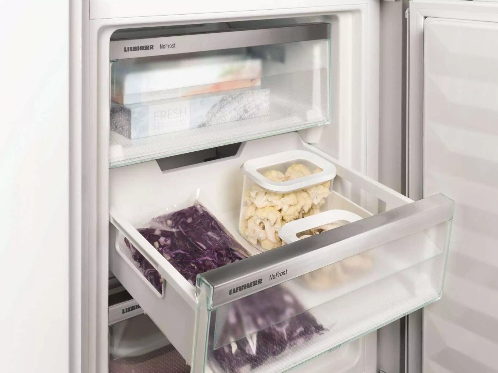 Холодильник Liebherr CBND5723 фото №5