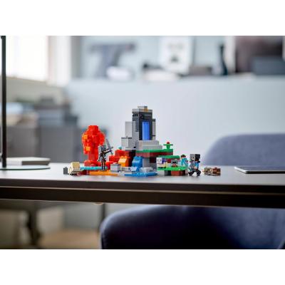 Конструктор Lego Minecraft Разрушенный портал 316 деталей (21172) фото №9
