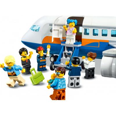 Конструктор Lego  City Пассажирский самолёт 669 деталей (60262) фото №5